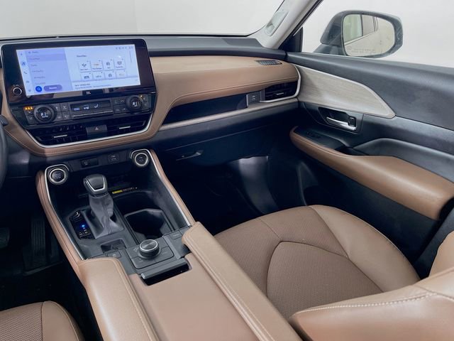 Used 2024 Toyota Grand Highlander Platinum image 24