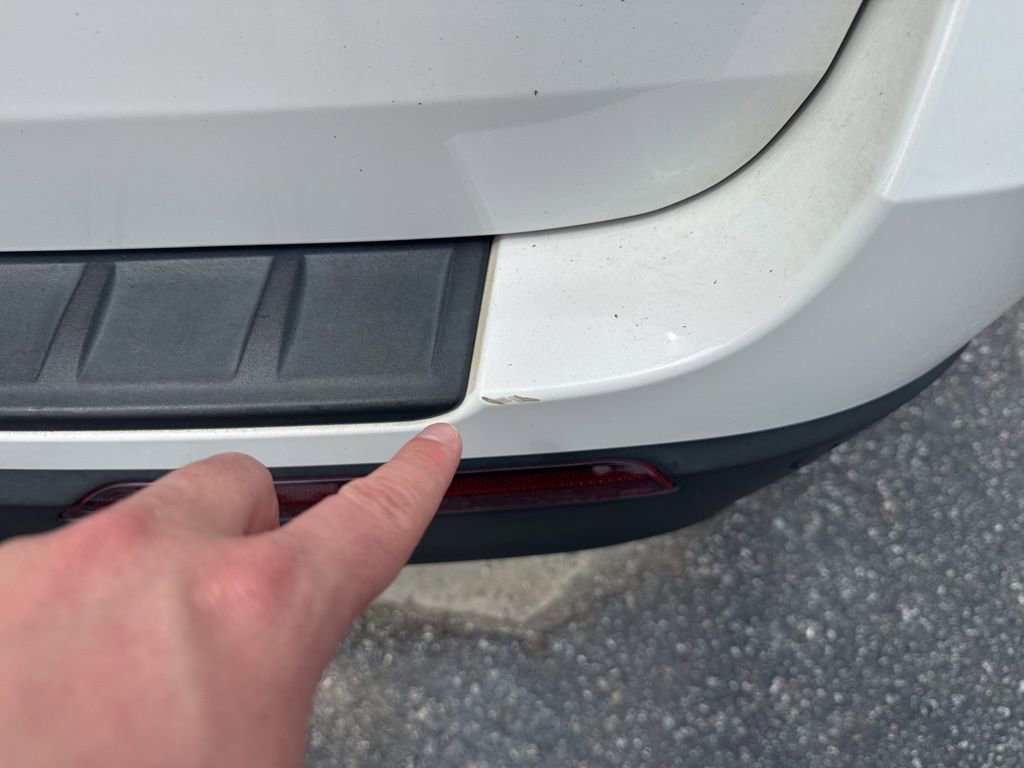 Used 2023 Ford Explorer XLT image 9