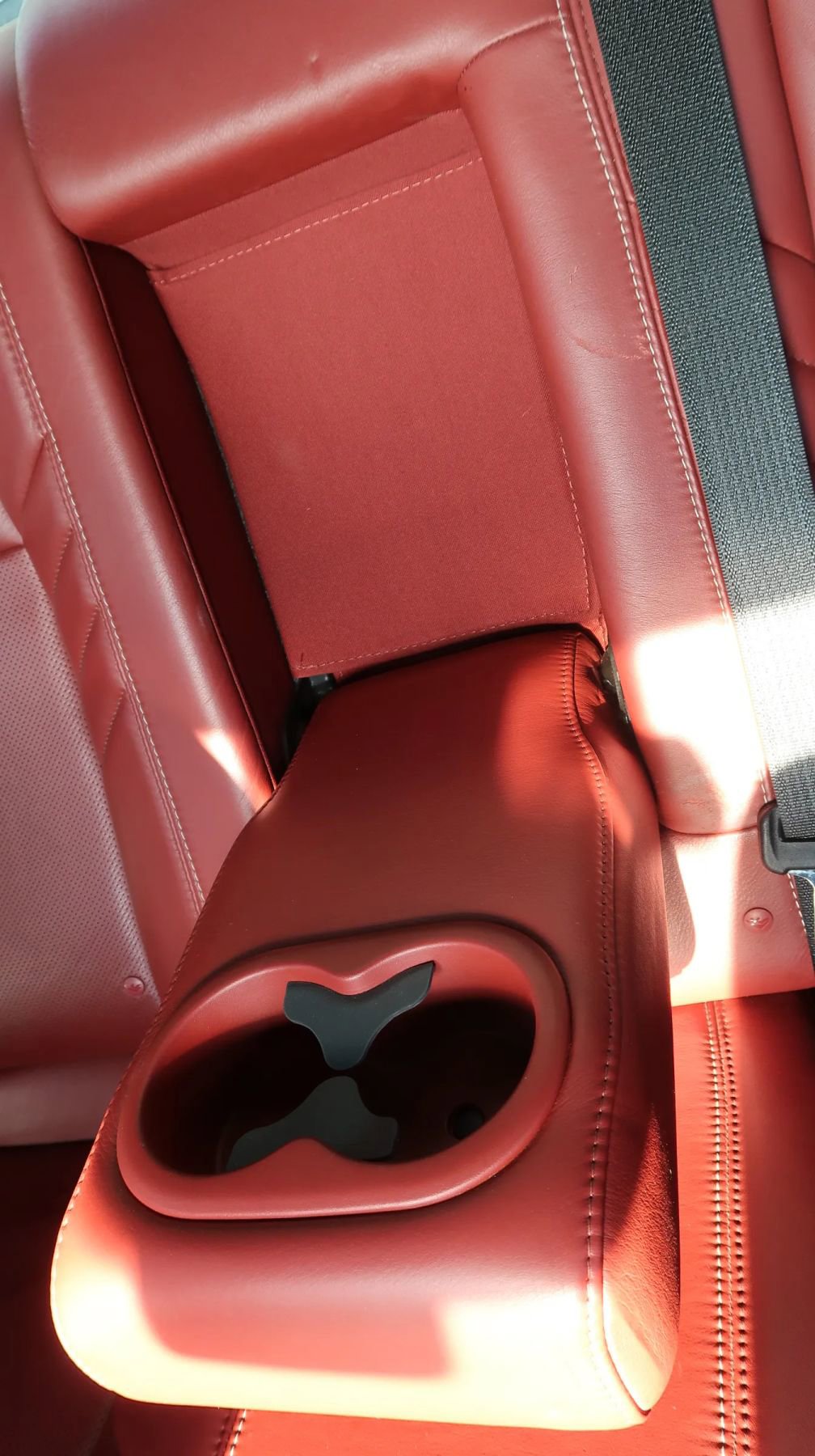 Used 2019 Dodge Challenger SRT Hellcat w/ Laguna Leather Package image 39