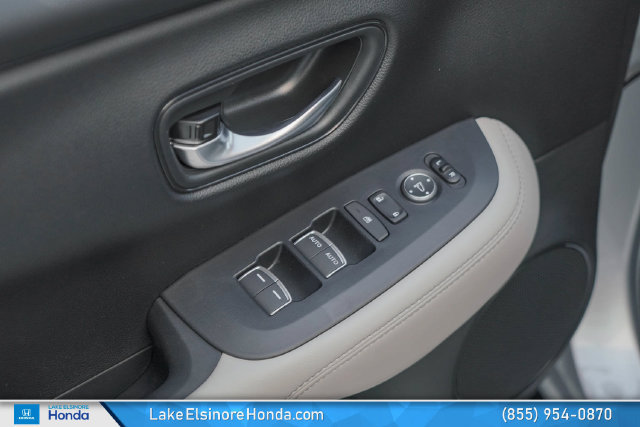 Used 2026 Honda HR-V EX-L image 14