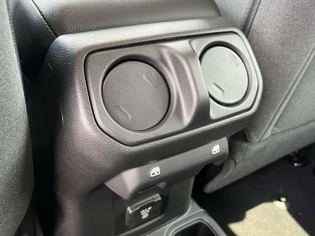 New 2025 Jeep Gladiator Sport image 15