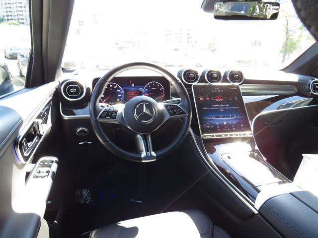 Used 2023 Mercedes-Benz GLC 300 4MATIC image 10