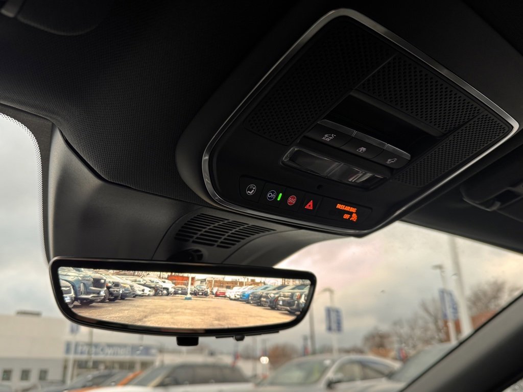 Certified 2024 Chevrolet Blazer EV RS image 29