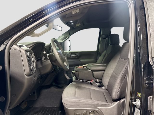 Used 2025 Chevrolet Silverado 2500 Custom w/ Custom Value Package AWD/4WD image 17