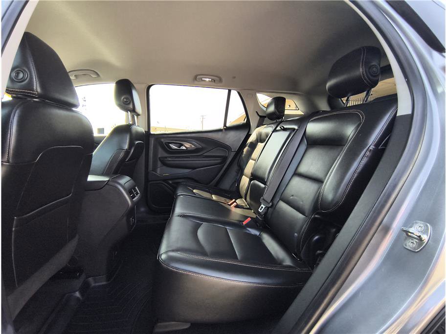 Used 2020 GMC Terrain SLT w/ Preferred Package image 10