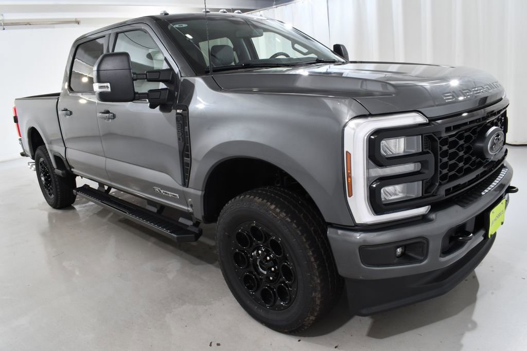New 2026 Ford F350 XLT w/ XLT Premium Package AWD/4WD image 5