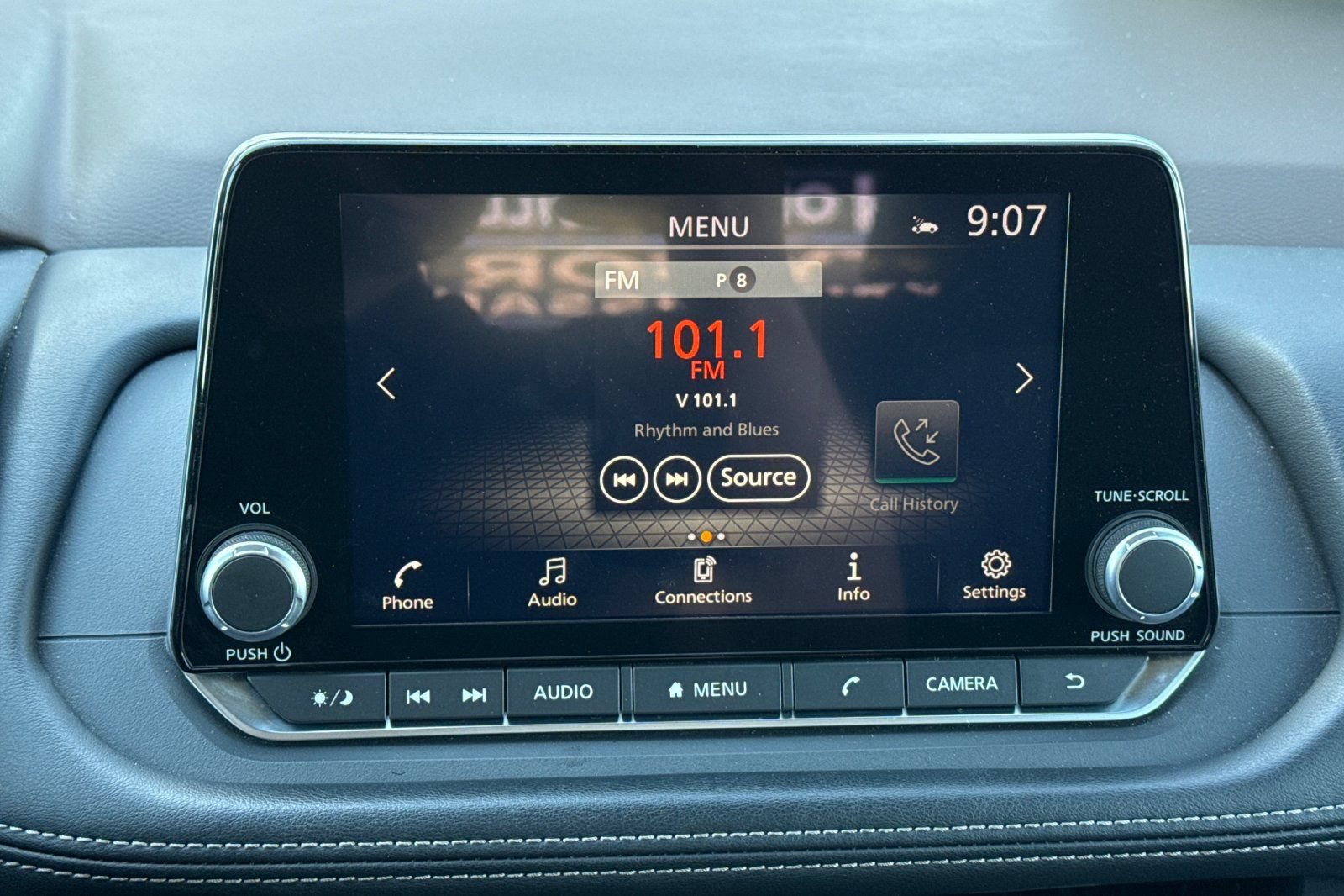 Certified 2023 Nissan Rogue SV AWD/4WD image 25
