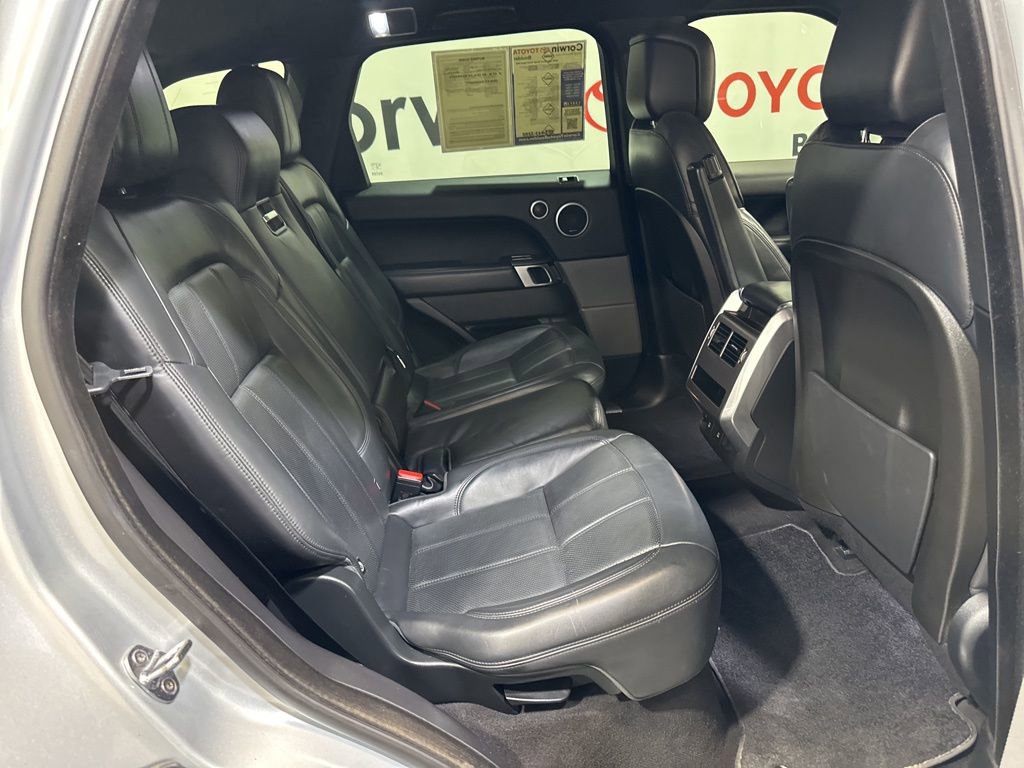 Used 2020 Land Rover Range Rover Sport HSE image 13