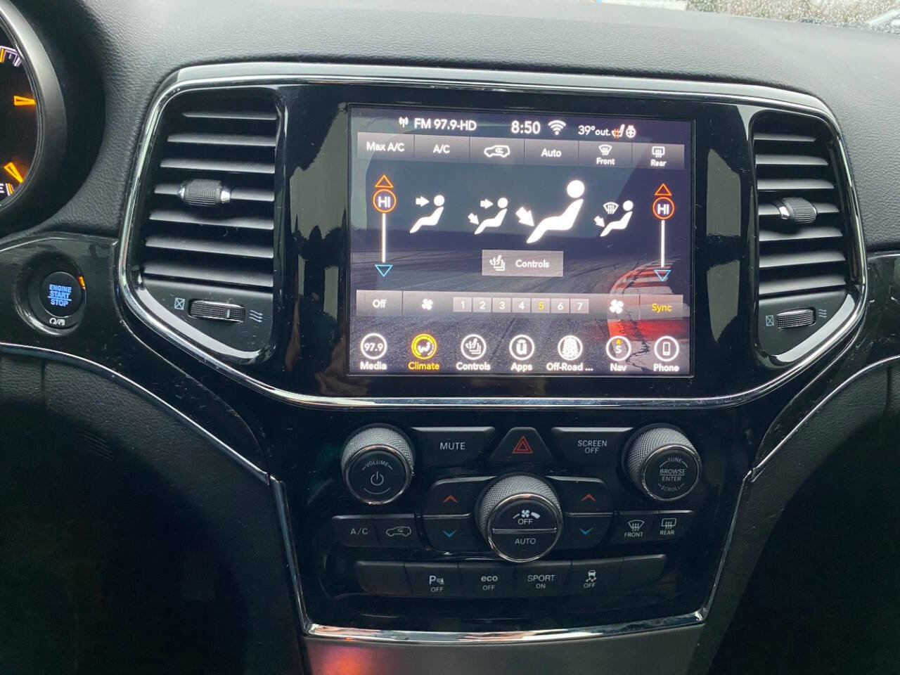 Used 2020 Jeep Grand Cherokee Trailhawk w/ Trailhawk Luxury Group image 13