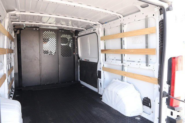 Used 2025 RAM ProMaster 2500 w/ U-Haul Equipment Group FWD image 9