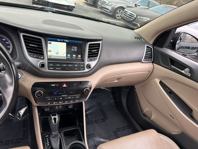 Used 2017 Hyundai Tucson SE Plus w/ Cargo Package image 14