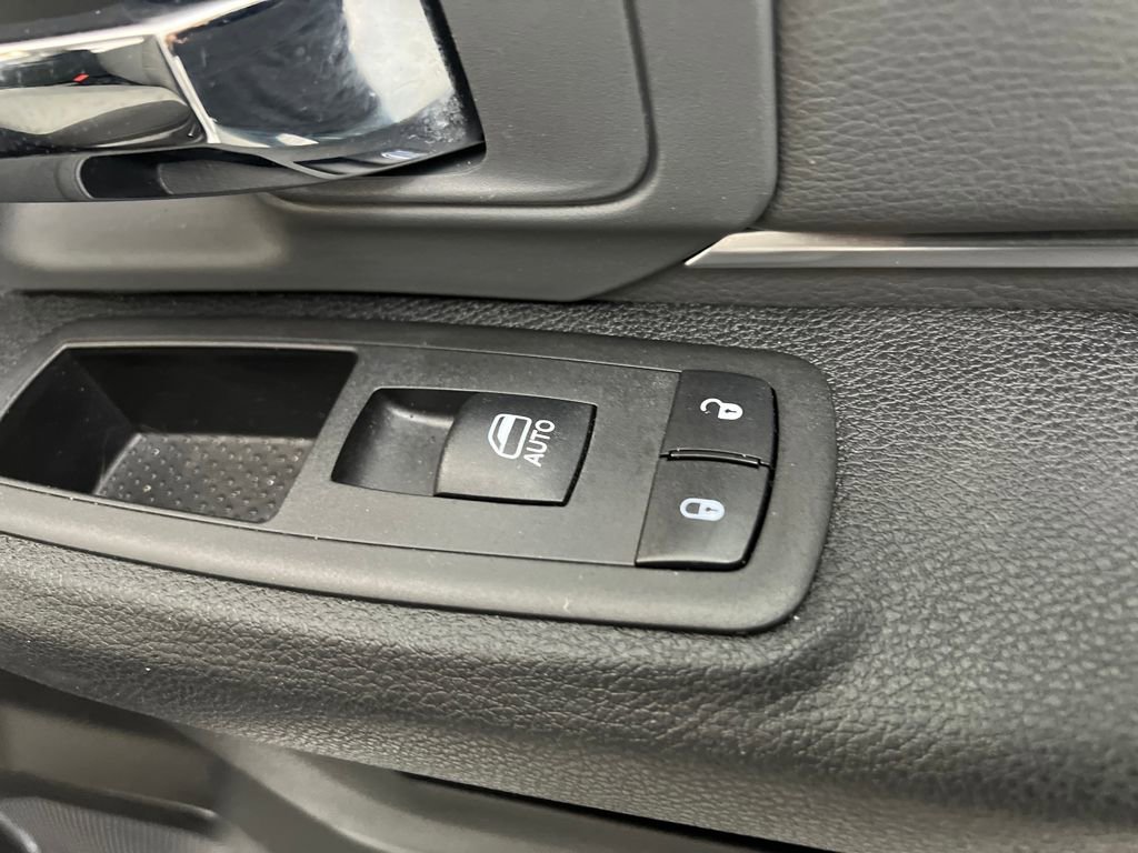 Used 2024 RAM 1500 Classic SLT image 25