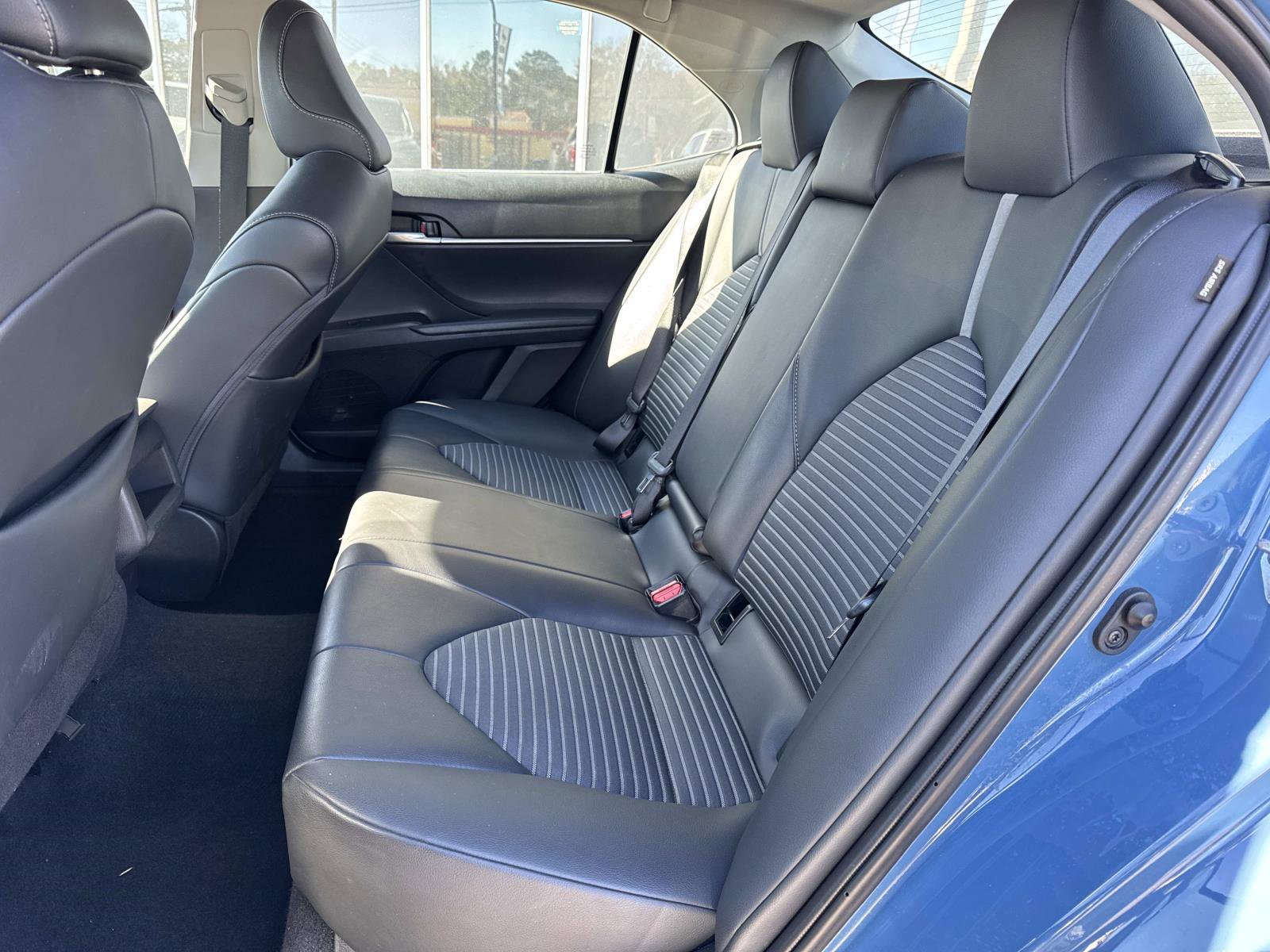 Used 2024 Toyota Camry SE image 13