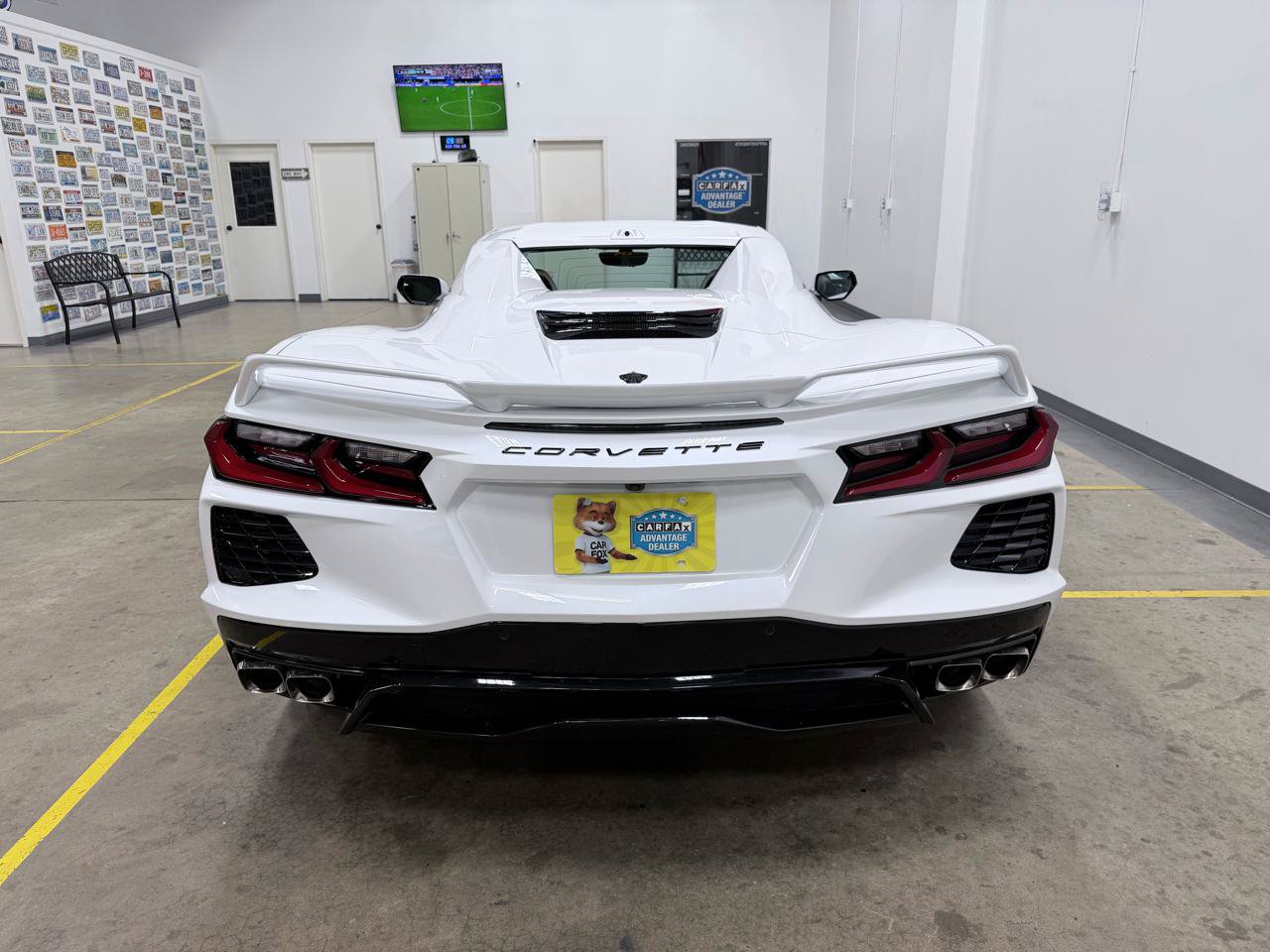 Used 2023 Chevrolet Corvette Stingray Premium Conv w/ Z51 Performance Package RWD image 6