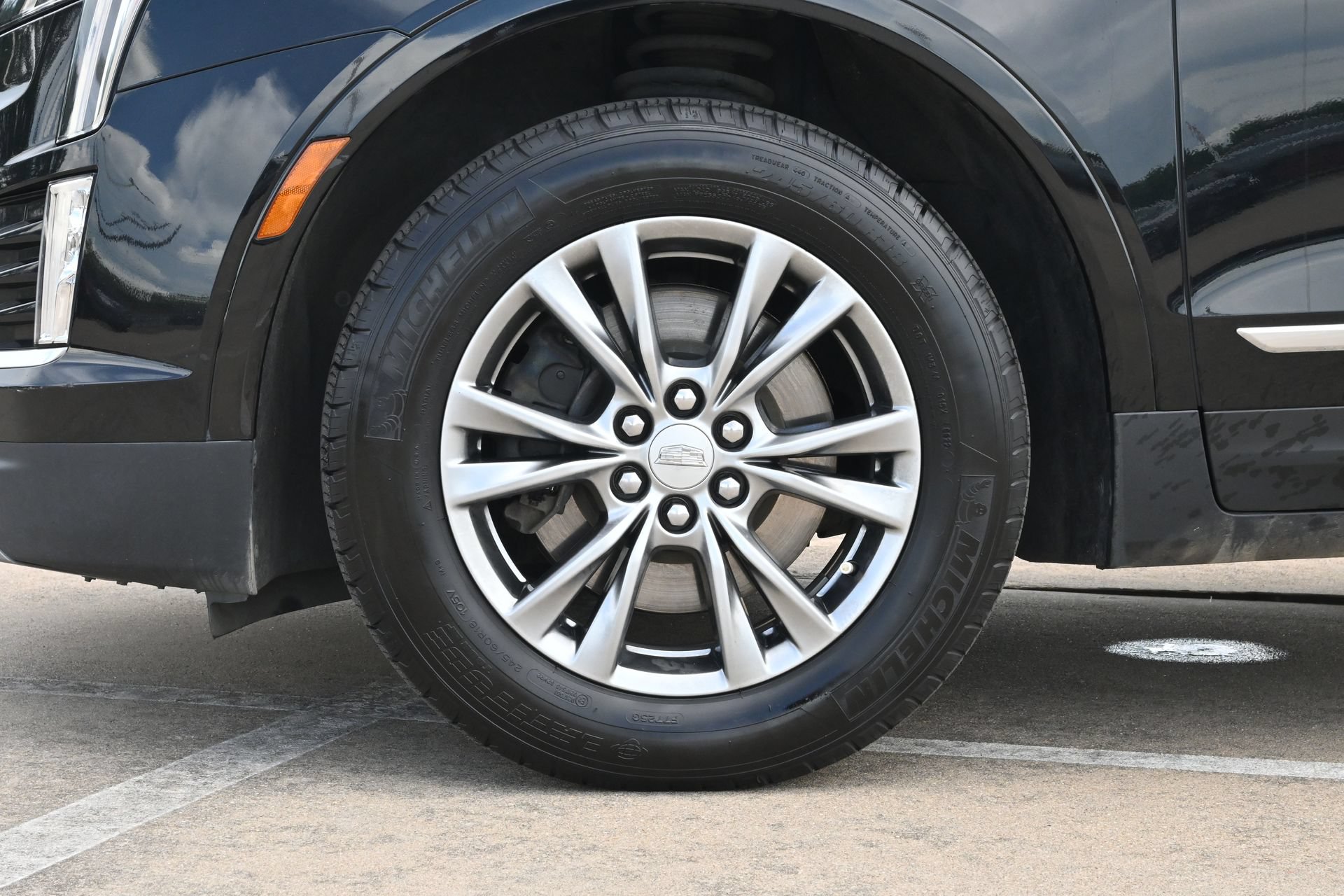 Used 2023 Cadillac XT5 Premium Luxury FWD image 28