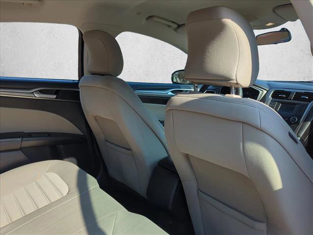 Used 2018 Ford Fusion S image 19