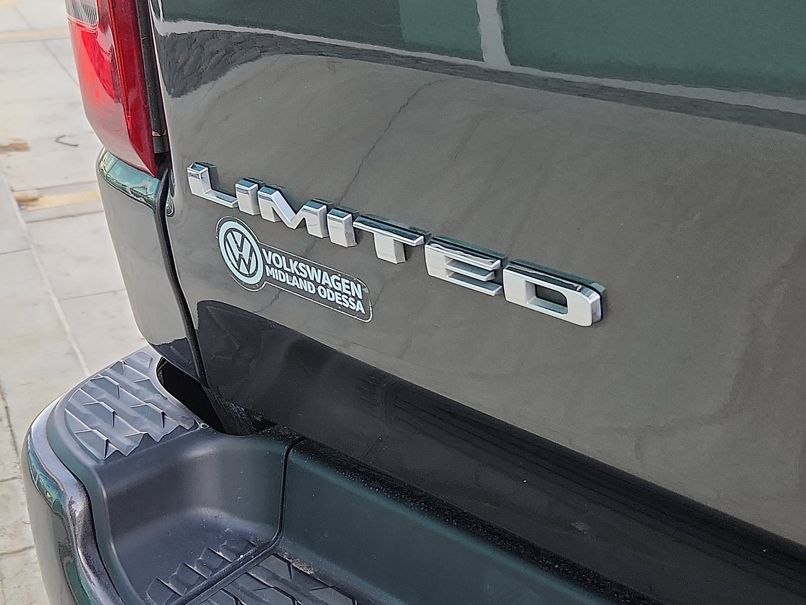 Used 2024 RAM 1500 Limited w/ Trailer Tow Group image 10