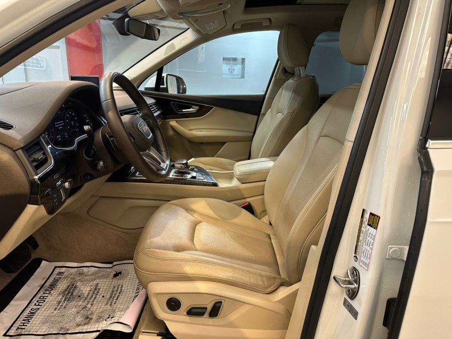 Used 2018 Audi Q7 3.0T Prestige w/ Prestige Package image 6