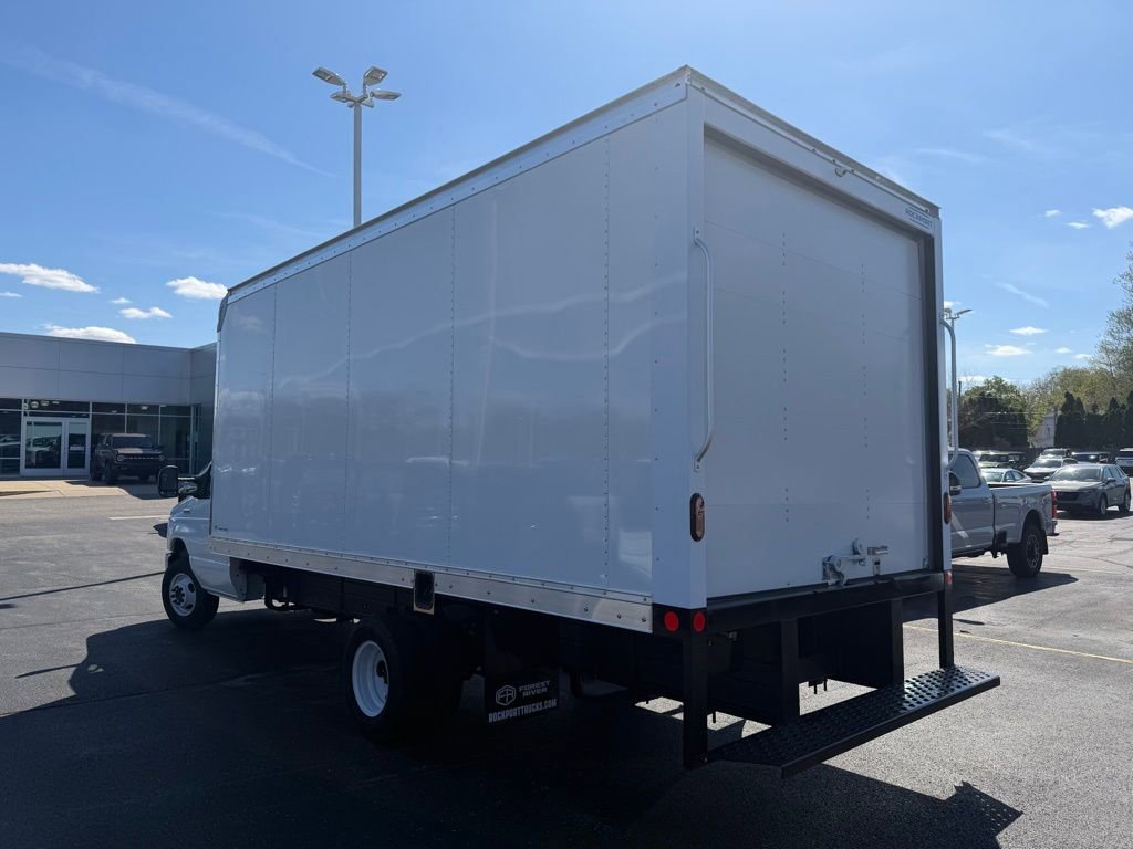 New 2027 Ford E-450 and Econoline 450 Super Duty w/ Power Equipment Group image 5