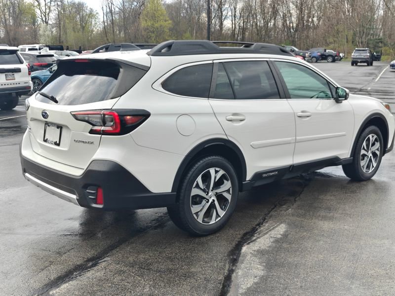 Used 2022 Subaru Outback Limited image 5