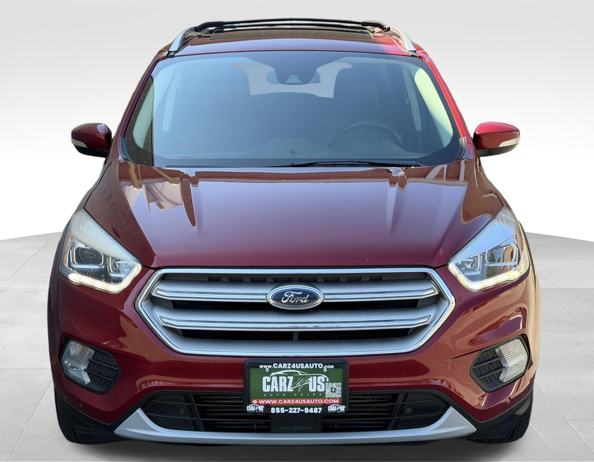 Used 2018 Ford Escape Titanium w/ Ford Safe & Smart Package image 2