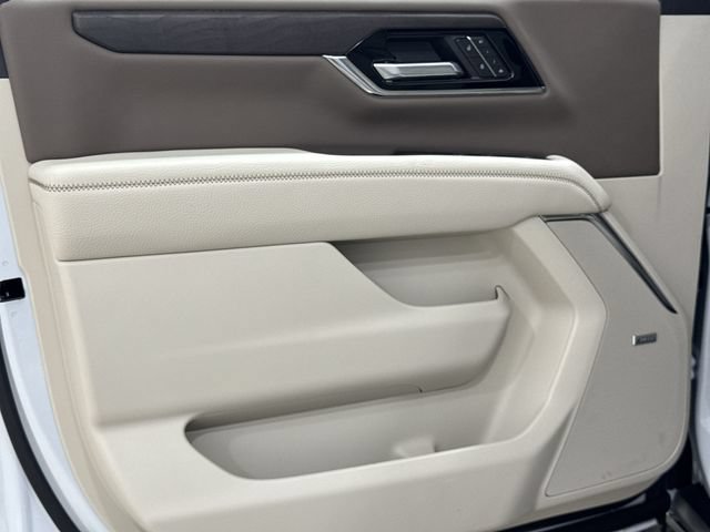 New 2026 GMC Yukon XL Denali w/ Denali Reserve Package RWD image 23