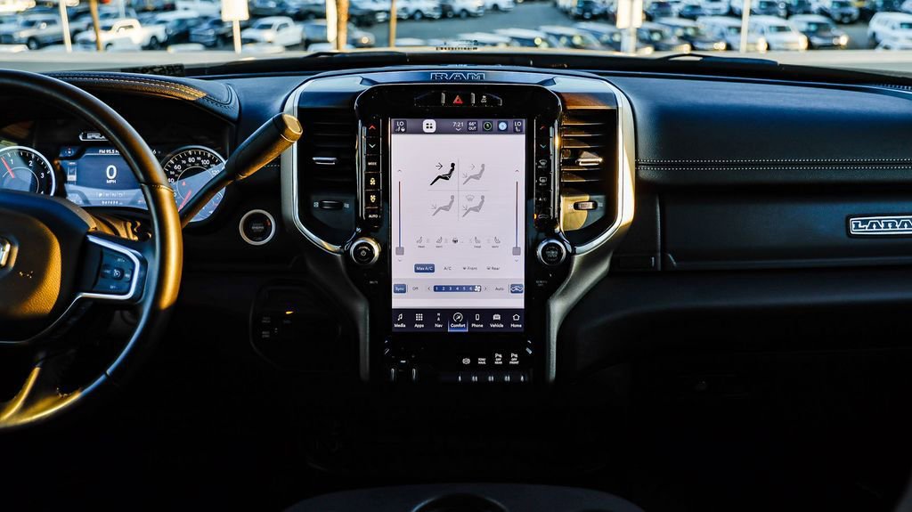 Used 2024 RAM 2500 Laramie image 16