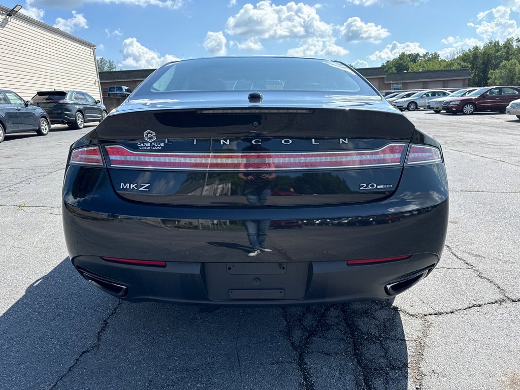 Used 2013 Lincoln MKZ FWD image 7