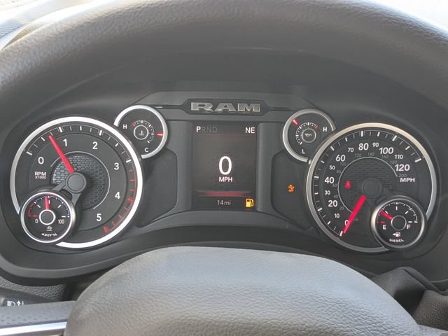New 2026 RAM 2500 Tradesman w/ Chrome Appearance Group AWD/4WD image 25