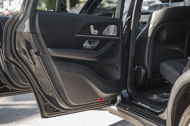 Certified 2025 Mercedes-Benz GLS 450 4MATIC image 40