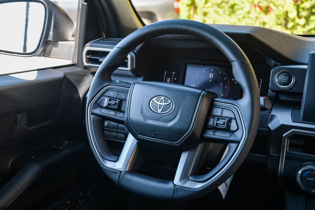 New 2025 Toyota 4Runner SR5 AWD/4WD image 14