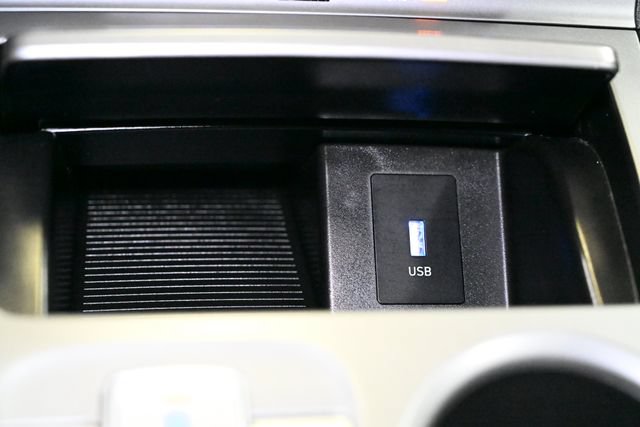Used 2023 Hyundai Kona SE FWD image 36