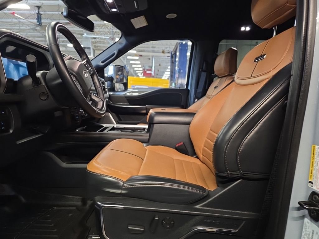 Used 2024 Ford F350 Platinum image 24