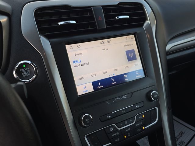 Used 2020 Ford Fusion SE image 20