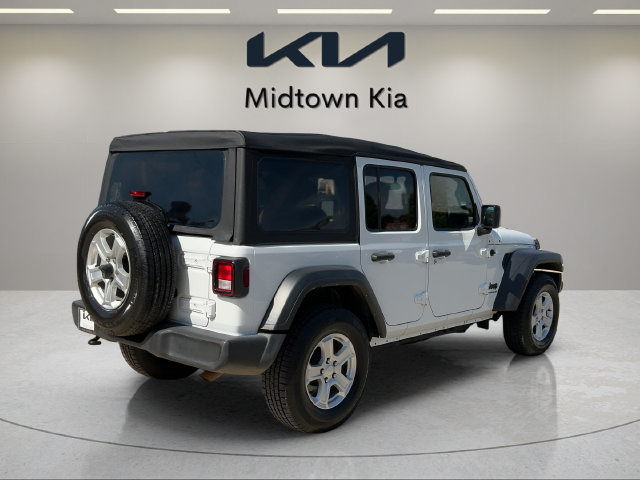 Used 2023 Jeep Wrangler Unlimited Sport AWD/4WD image 3
