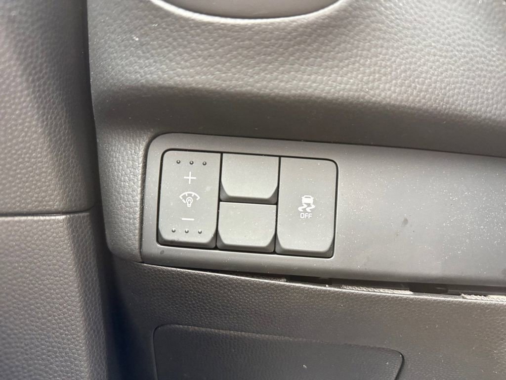 Used 2016 Kia Soul + w/ Designer's Package image 26