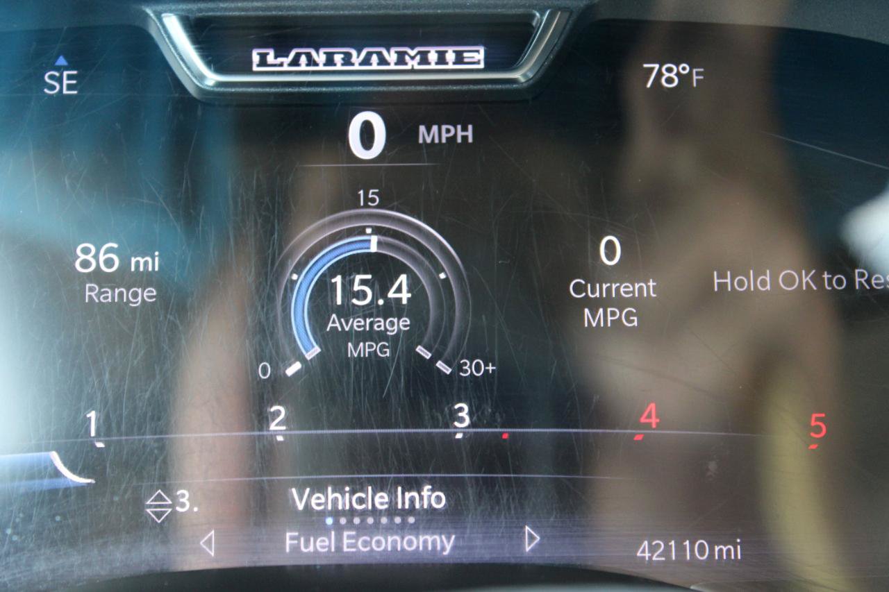 Used 2024 RAM 2500 Laramie w/ Safety Group AWD/4WD image 28