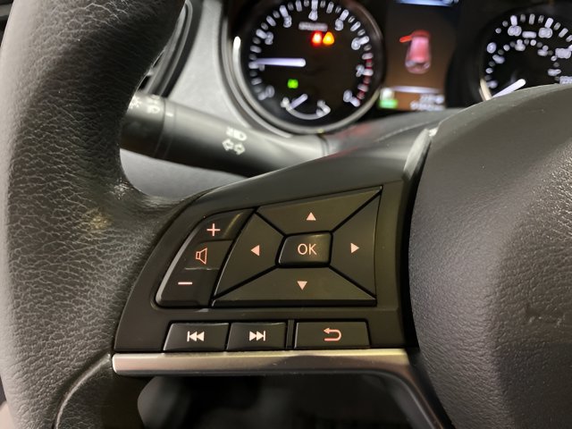 Used 2017 Nissan Rogue S w/ S Appearance Package AWD/4WD image 14