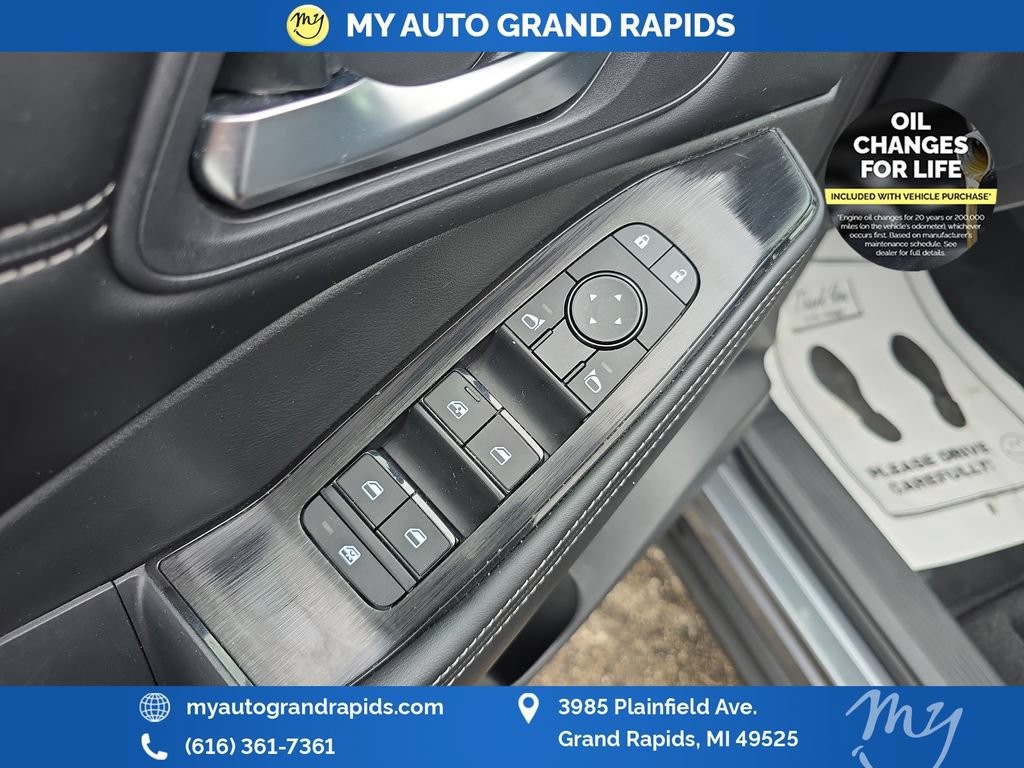 Used 2023 Nissan Rogue SV w/ SV Premium B Package AWD/4WD image 11