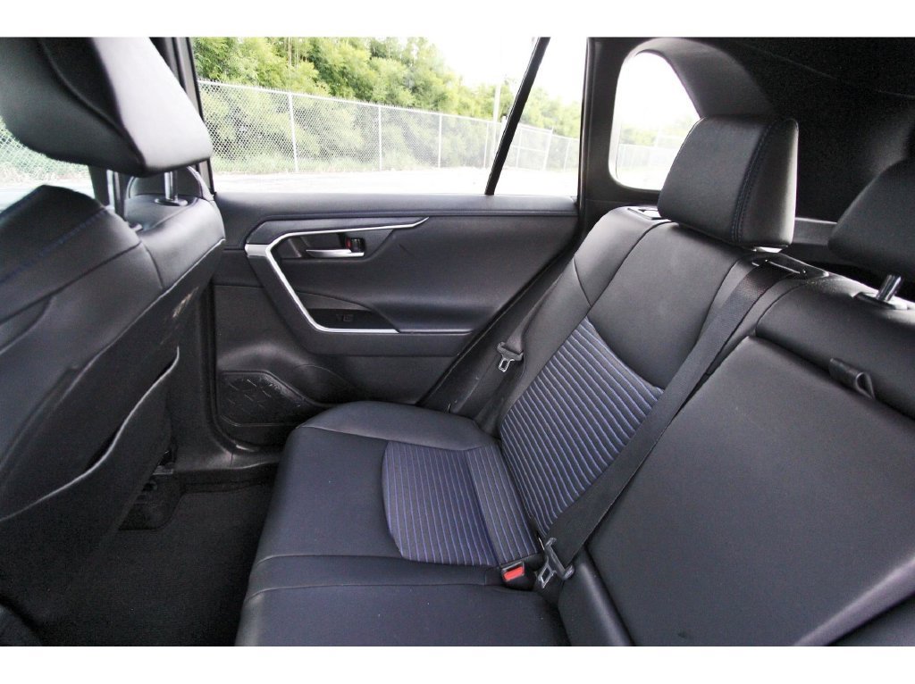 Used 2024 Toyota RAV4 XSE AWD/4WD image 12