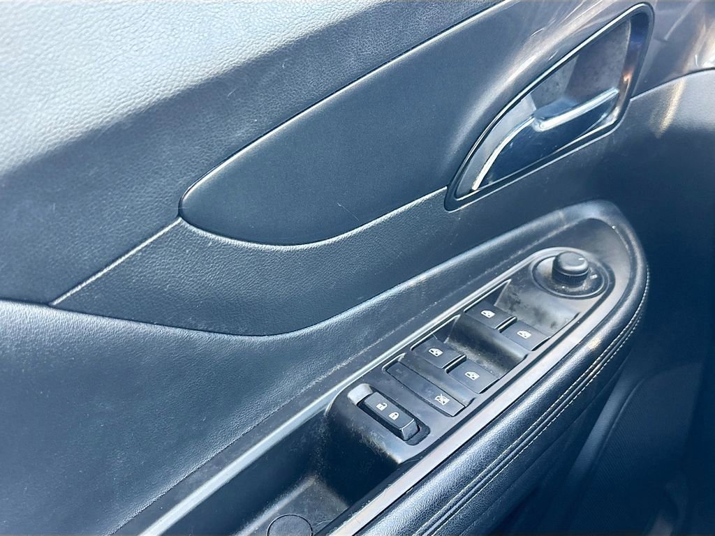 Used 2018 Buick Encore Preferred image 18