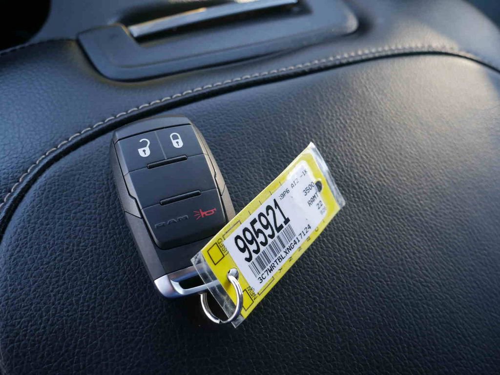 Used 2022 RAM 3500 Tradesman image 33