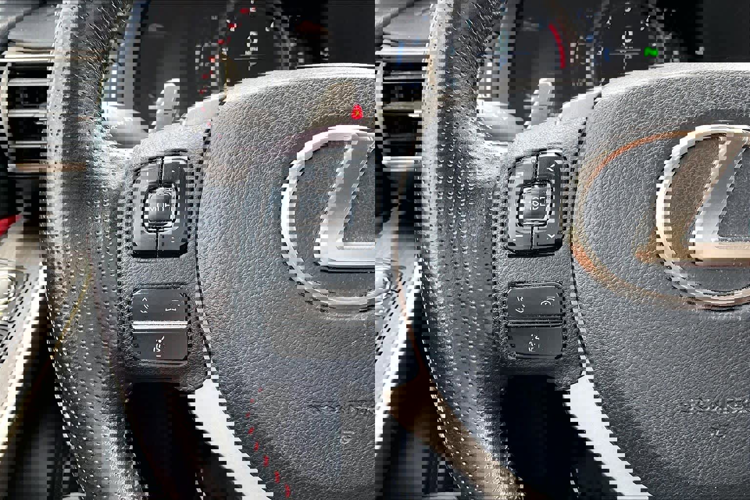 Used 2019 Lexus IS 300 F Sport w/ F Sport Package image 22