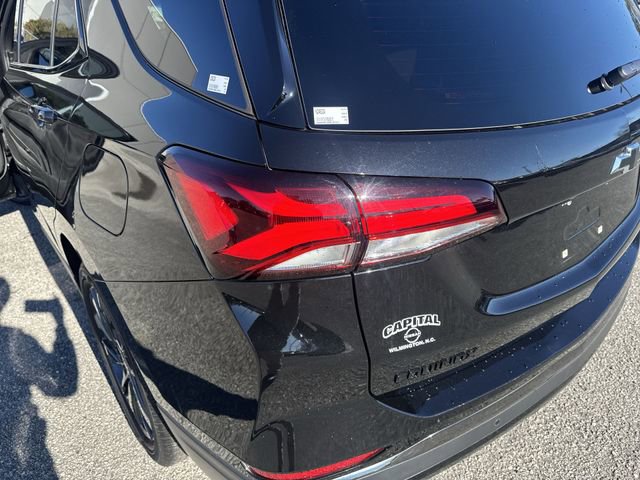 Used 2022 Chevrolet Equinox RS w/ RS Leather Package image 35