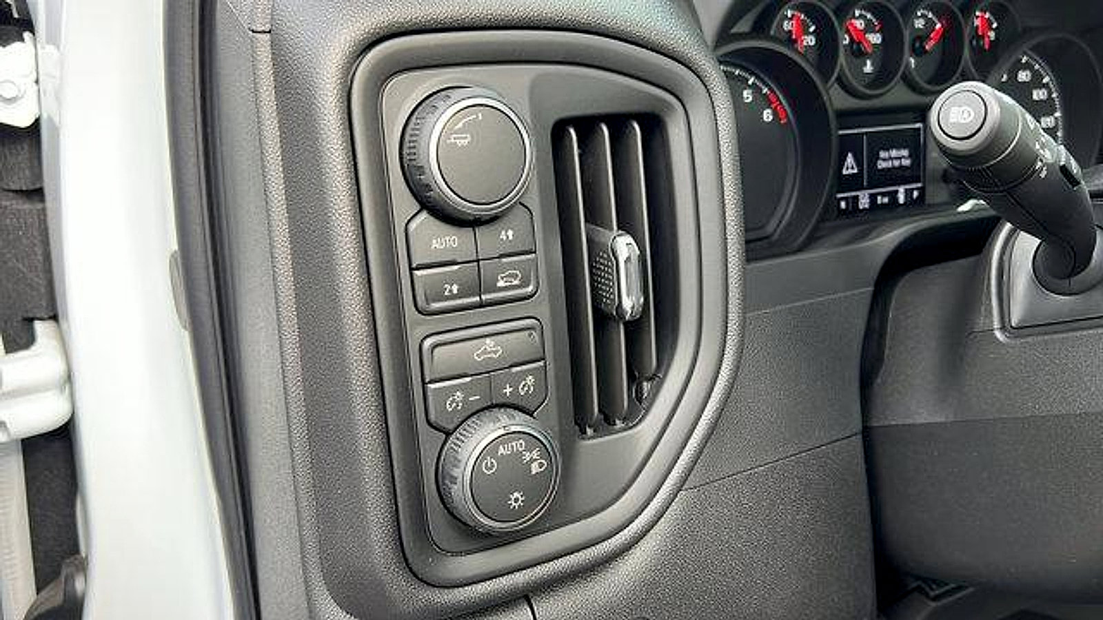 New 2026 Chevrolet Silverado 1500 W/T image 24