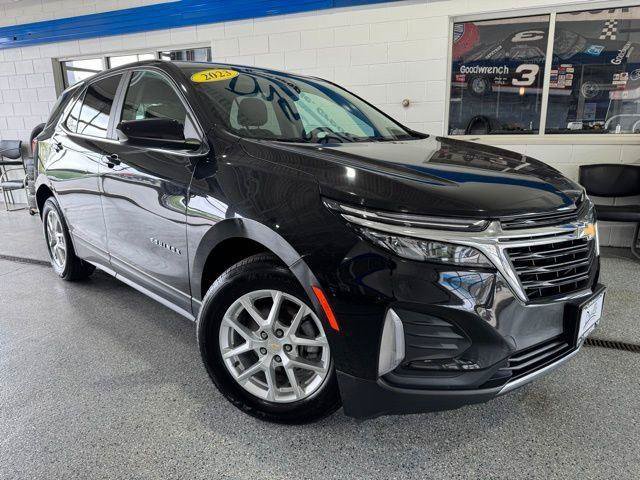 Used 2023 Chevrolet Equinox LT FWD image 2