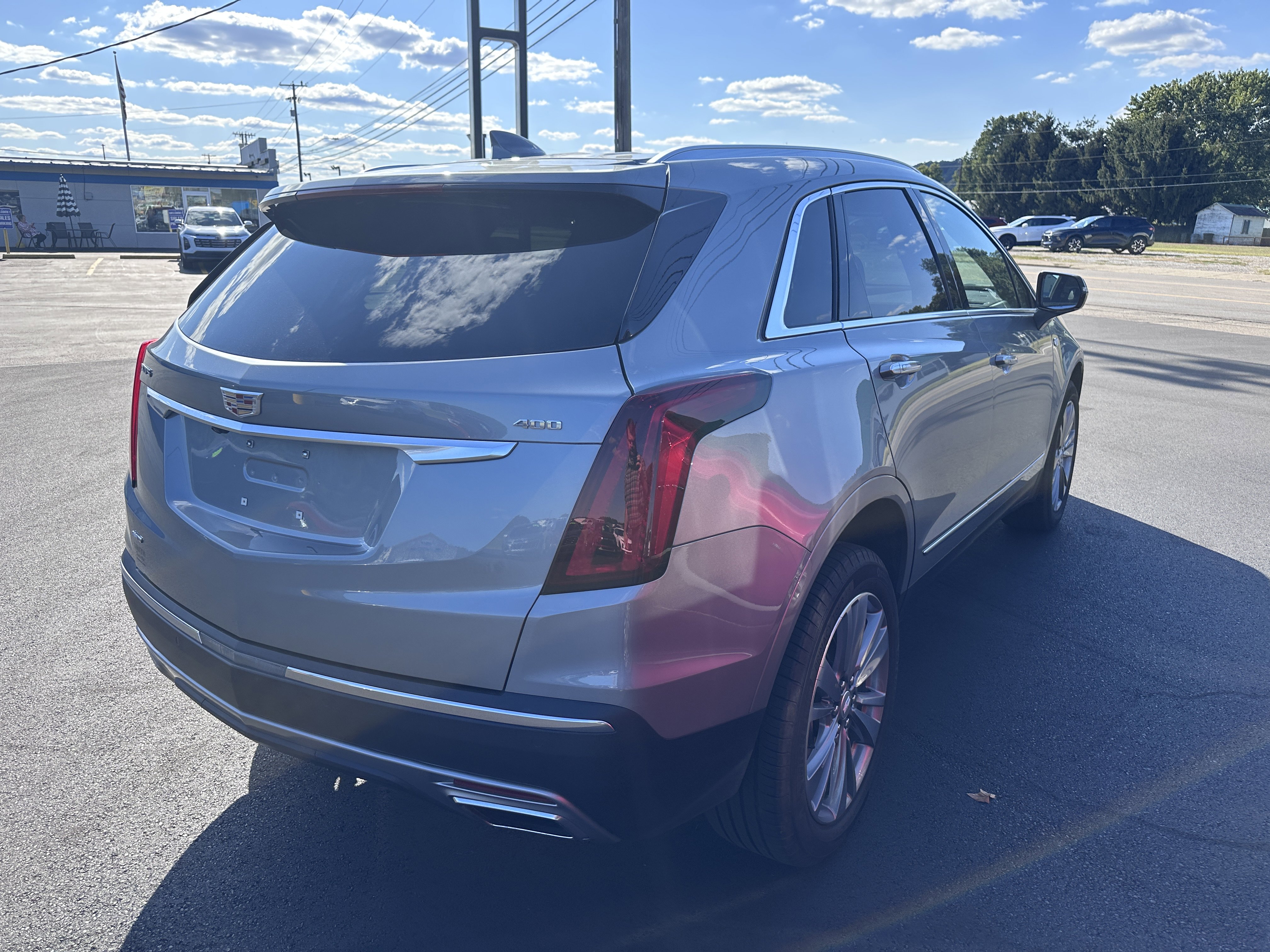 Used 2025 Cadillac XT5 Premium Luxury image 3