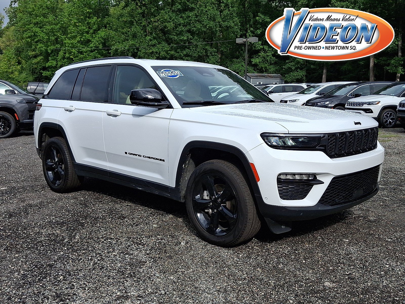 Used 2025 Jeep Grand Cherokee Limited w/ Luxury Tech Group II AWD/4WD video 1