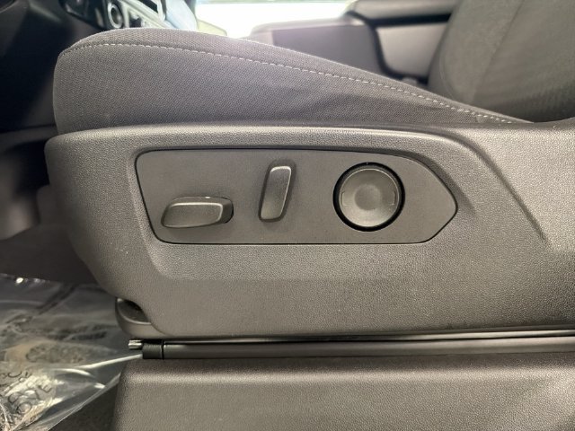 Certified 2024 Chevrolet Silverado 1500 LT AWD/4WD image 21