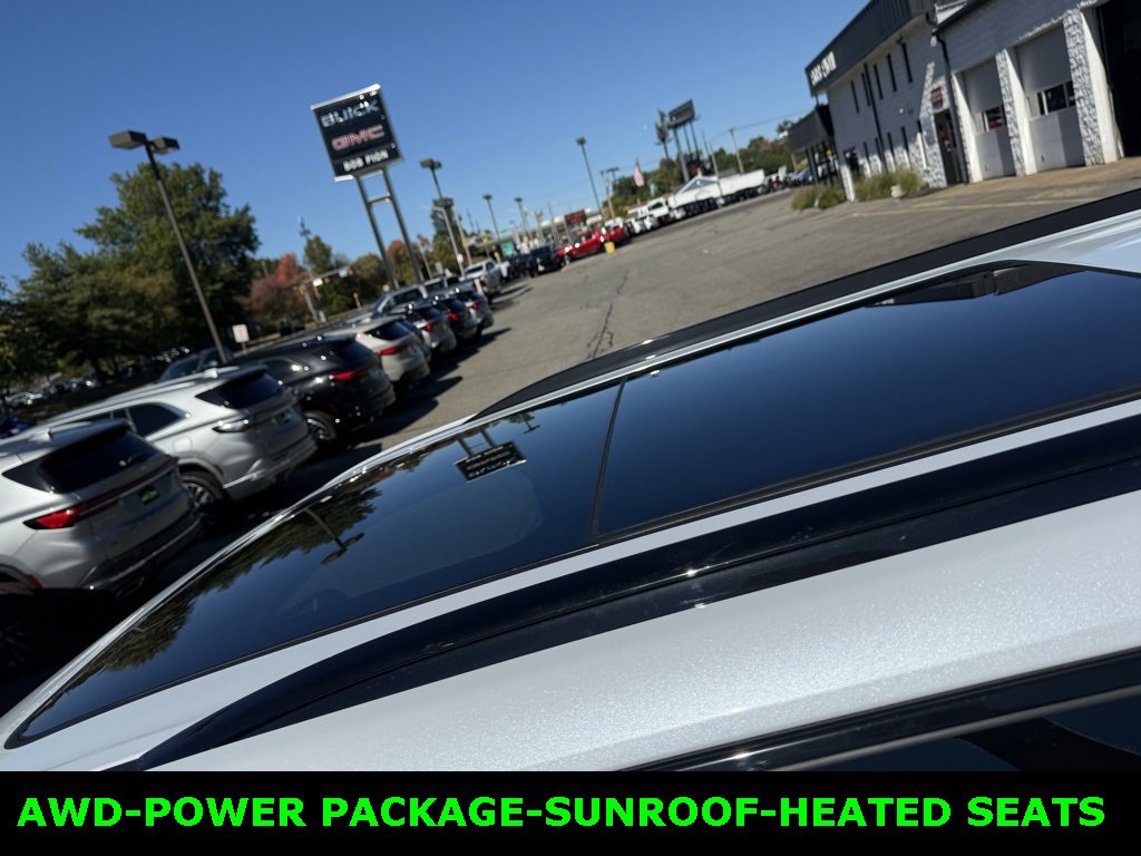 New 2026 Buick Enclave Sport Touring w/ Power Package image 5